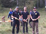 Sascha Meudt mit den Zweit- und Drittplatzierten in der Klasse Compound Herren